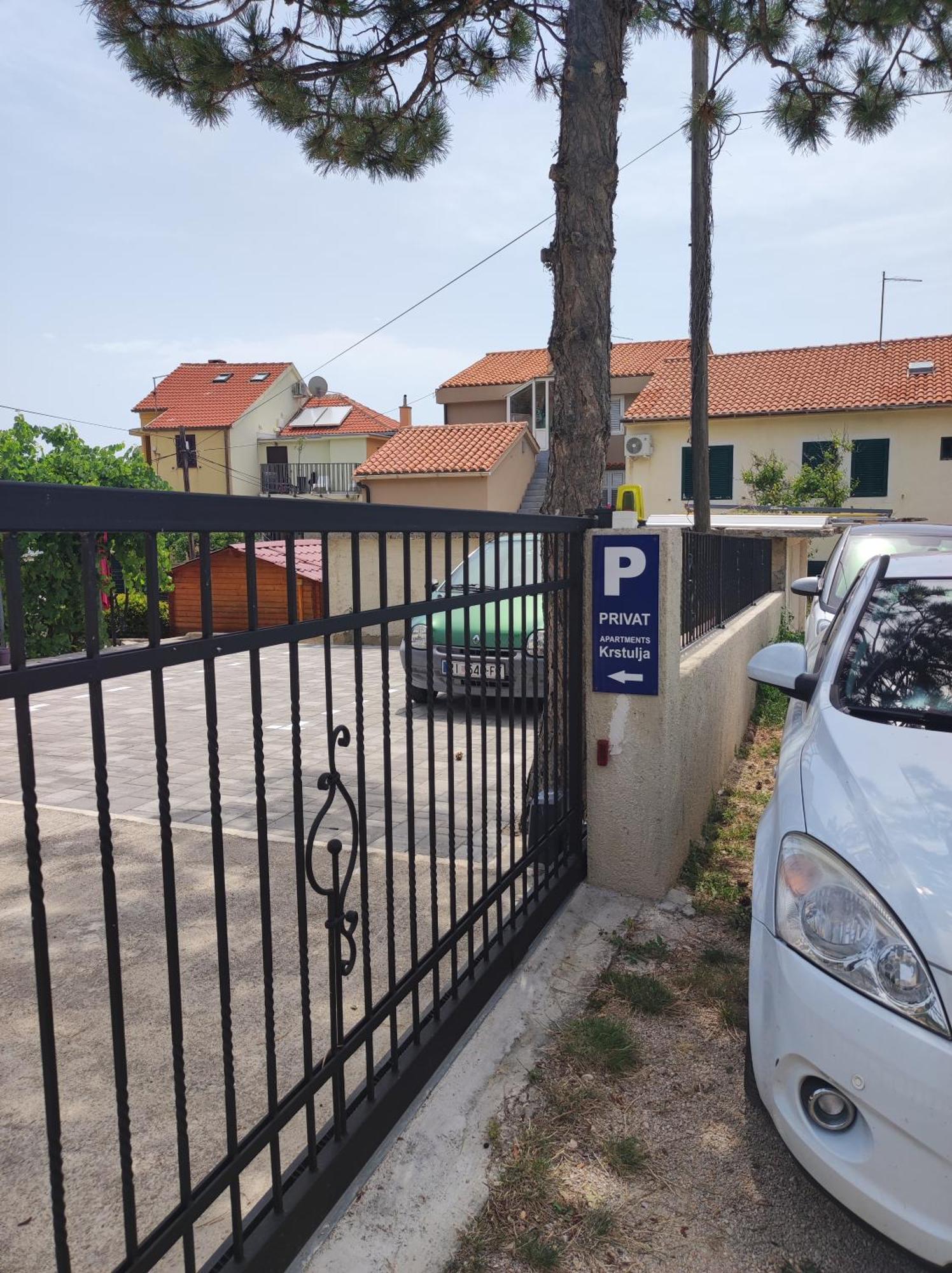 Apartments Krstulja Baška Exteriör bild